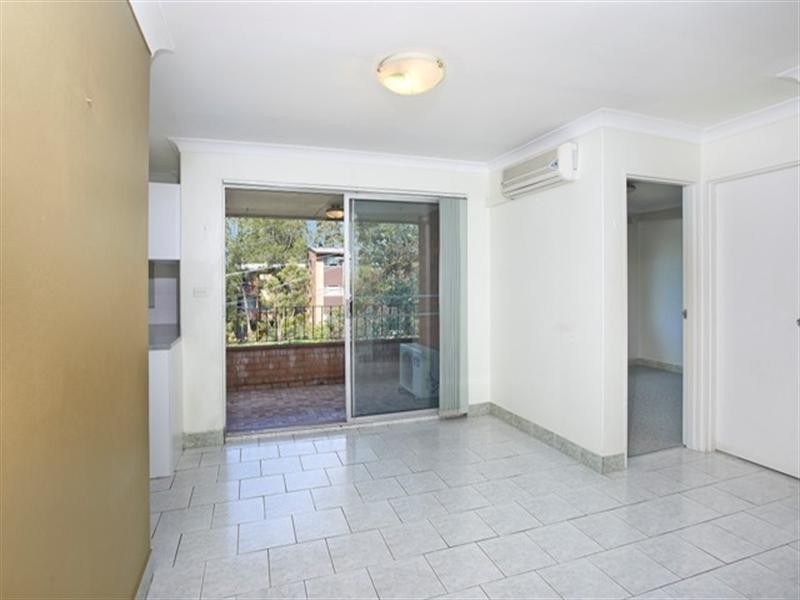 4/33-35 Crown Street, Granville NSW 2142