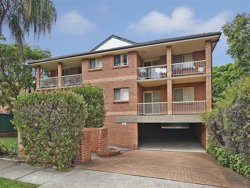2/37 Albert Street, North Parramatta NSW 2151
