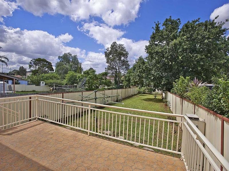 2/14 Milner Road, Guildford NSW 2161