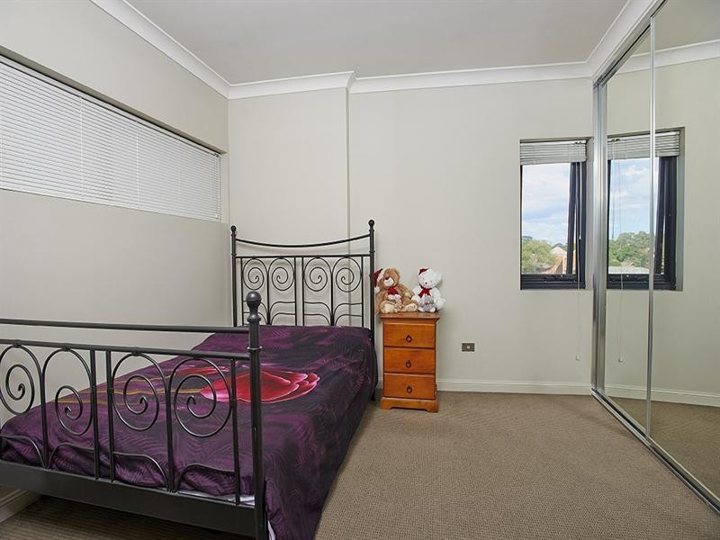411/31-37 Hassall Street, Parramatta NSW 2150