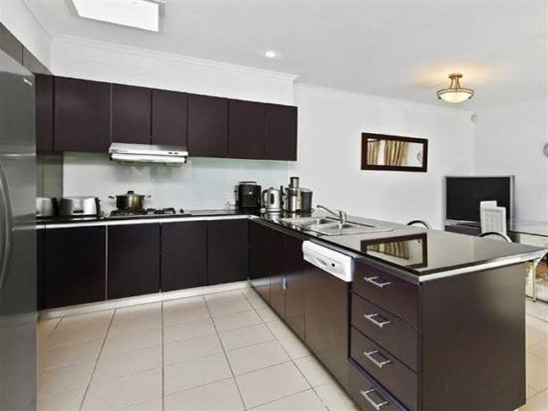 2 Devitt Avenue, Newington NSW 2127