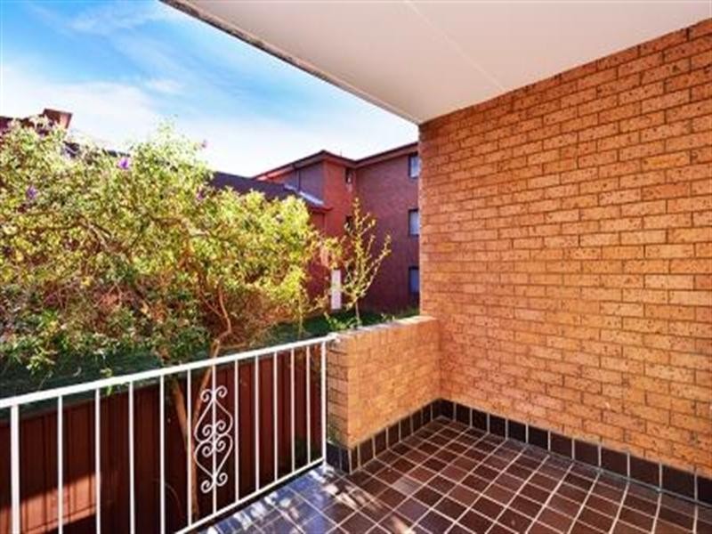 1/15-17 Jessie Street, Westmead NSW 2145