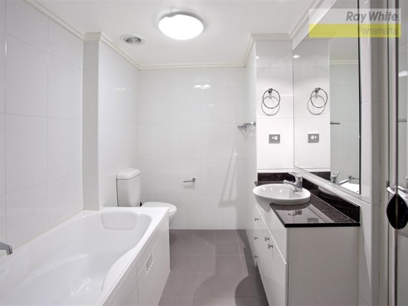 169/13-15 Hassall Street, Parramatta NSW 2150