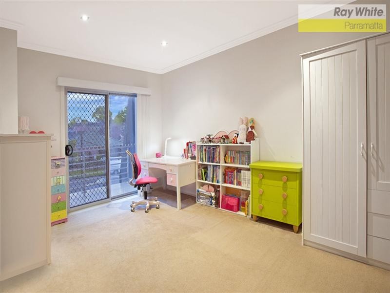 3 Binalong Road, Pendle Hill NSW 2145