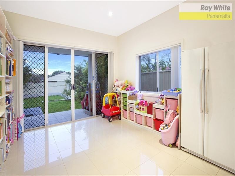 3 Binalong Road, Pendle Hill NSW 2145