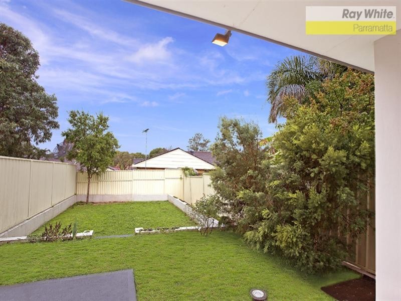 3 Binalong Road, Pendle Hill NSW 2145