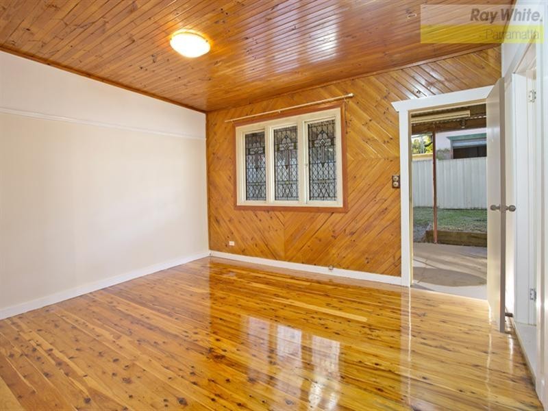 9 Banks St, Mays Hill, Parramatta NSW 2150