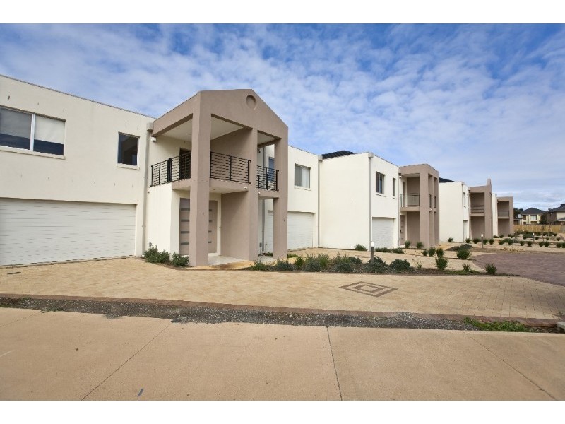 1,5&9/110 Eagle Court, Point Cook VIC 3030
