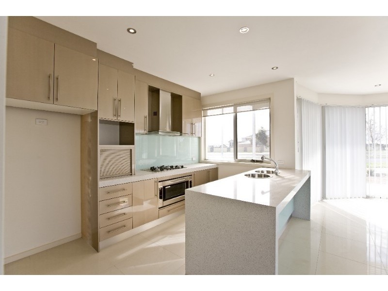 1,5&9/110 Eagle Court, Point Cook VIC 3030