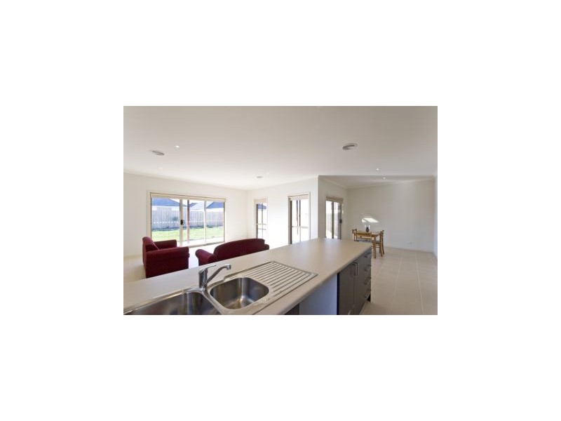 11 Baltimore Drive, Point Cook VIC 3030