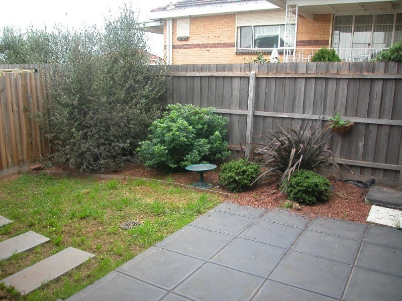 1/19 Hosken Street, Reservoir VIC 3073