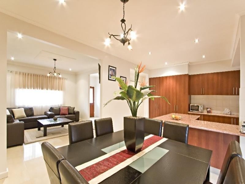 21 Chenies Street, Reservoir VIC 3073