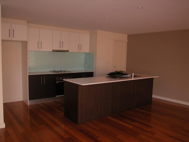 6/1 Nartanda Court, Doncaster East VIC 3109