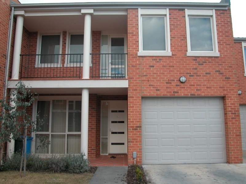 13/19-23 Overton Lea Boulevard, Sydenham VIC 3037