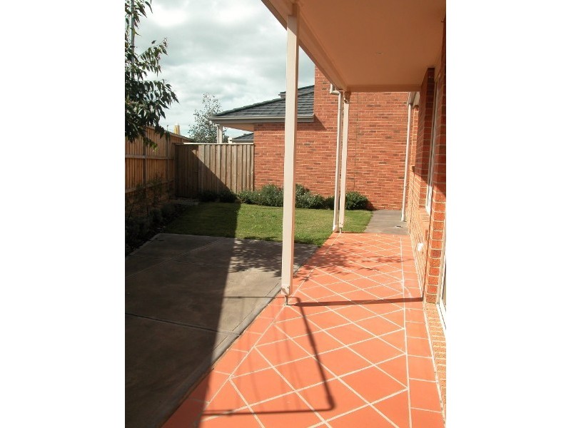 7/19-23 Overton Lea Boulevard, Sydenham VIC 3037