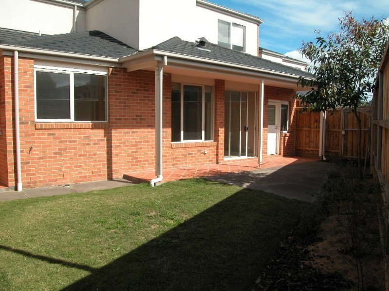 7/19-23 Overton Lea Boulevard, Sydenham VIC 3037