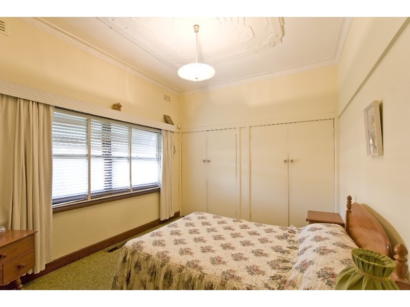 24 Kirbister Street, Pascoe Vale VIC 3044