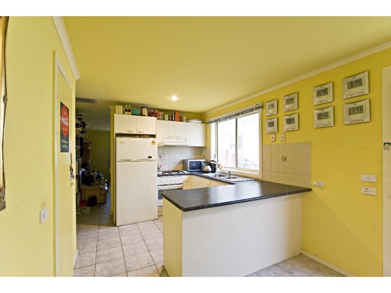 4 Dodd Place, Roxburgh Park VIC 3064