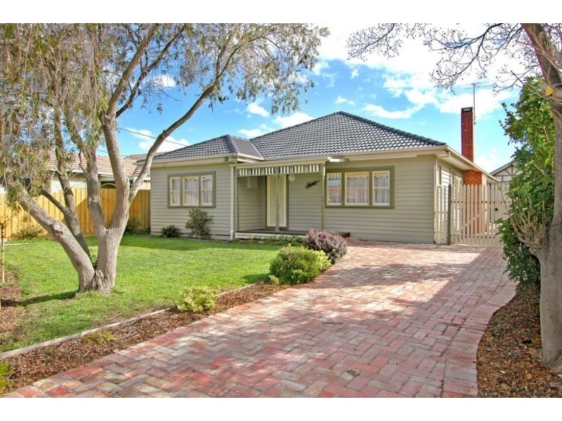 9 Sunshine Street, Pascoe Vale VIC 3044