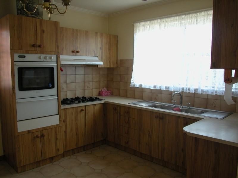 13 Lesleigh Street, Fawkner VIC 3060