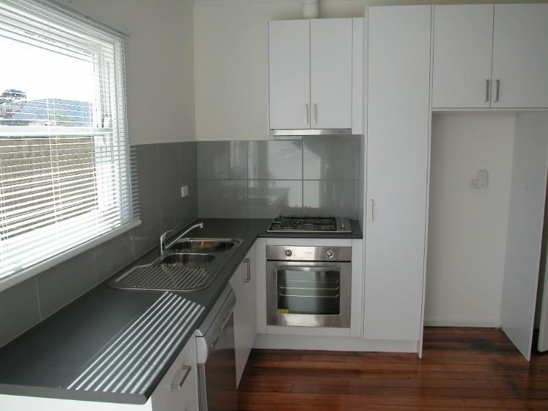 2 Virginia Street, Pascoe Vale VIC 3044