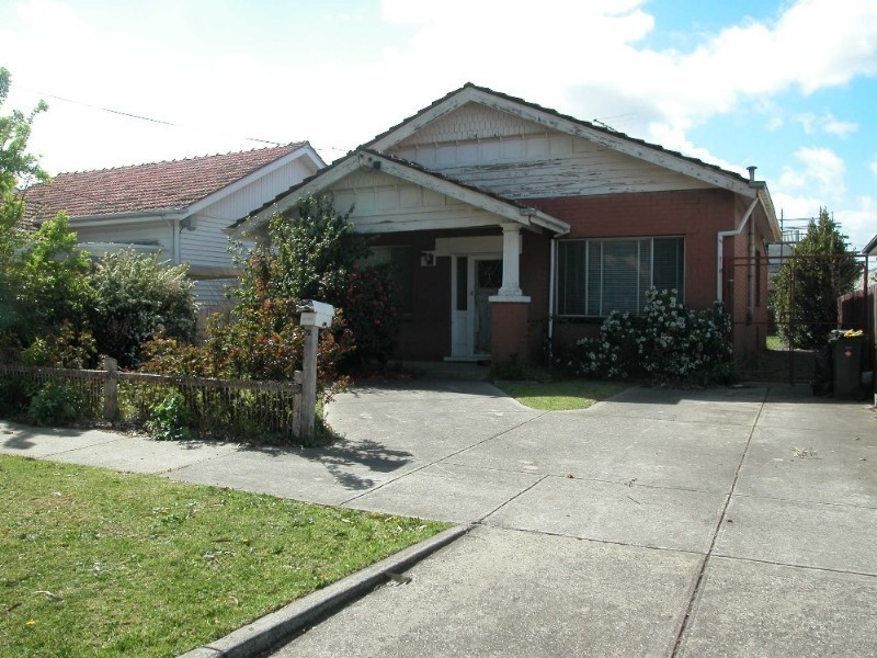 72 Grandview Avenue, Pascoe Vale South VIC 3044