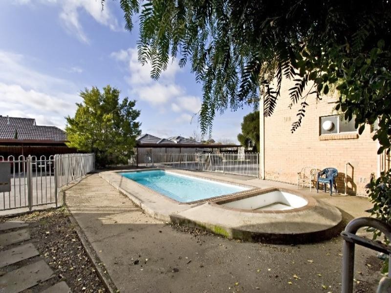 3/12-14 Surrey Street, Pascoe Vale VIC 3044