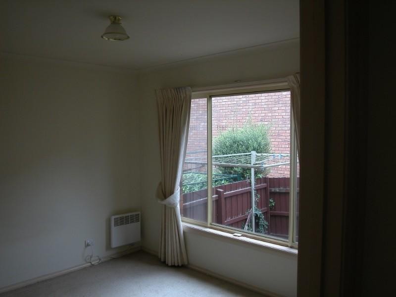 2/94 Railway Parade, Pascoe Vale VIC 3044