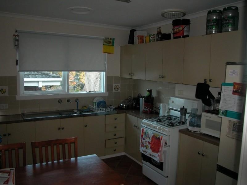 1/5 Mitchell Parade, Pascoe Vale South VIC 3044