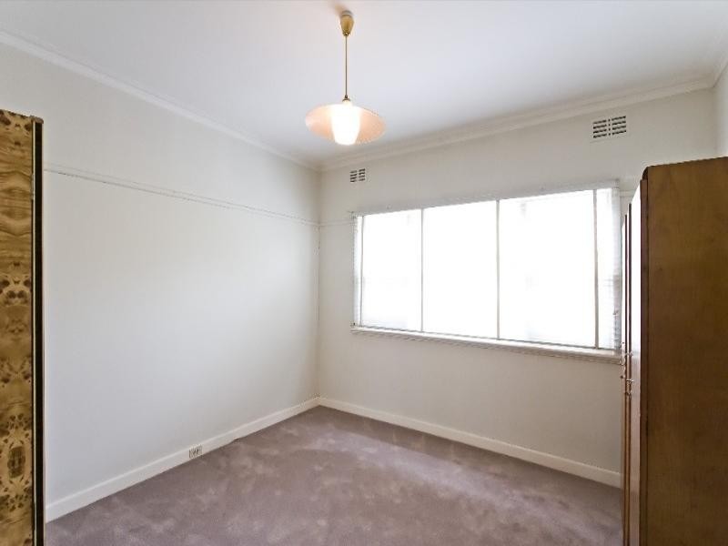 6 Merbein Street, Pascoe Vale VIC 3044