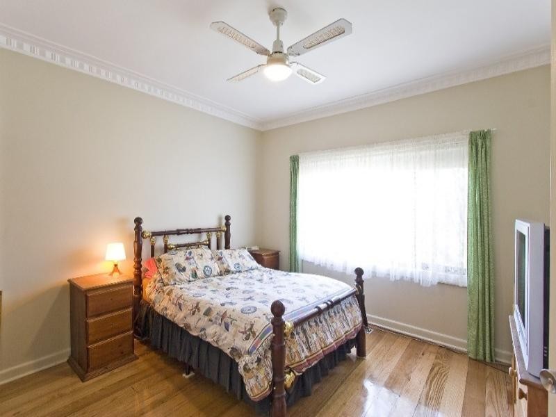 22 Shanley Street, Pascoe Vale VIC 3044