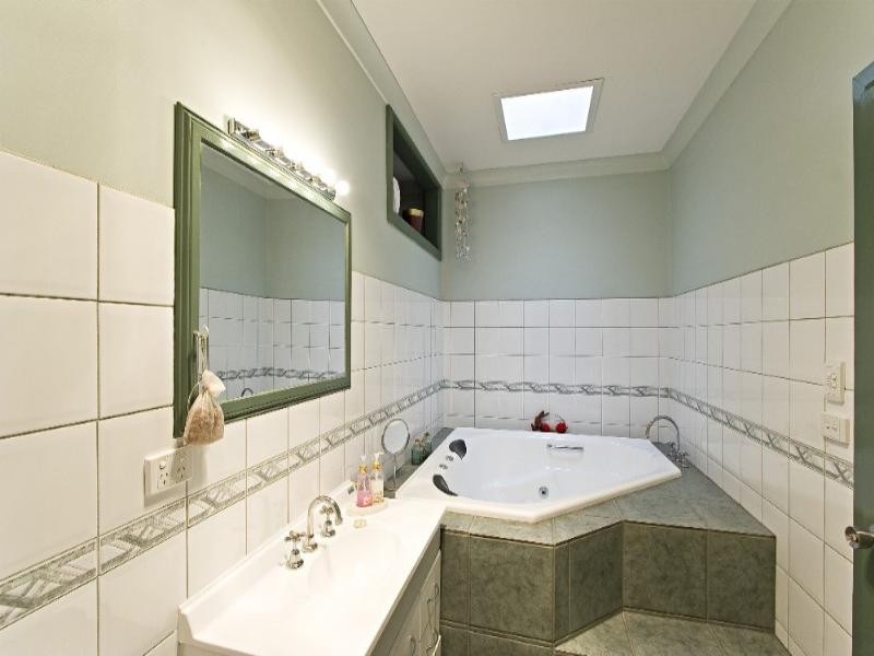 22 Shanley Street, Pascoe Vale VIC 3044