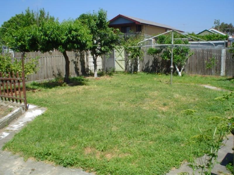 29 Davis Street, Coburg VIC 3058