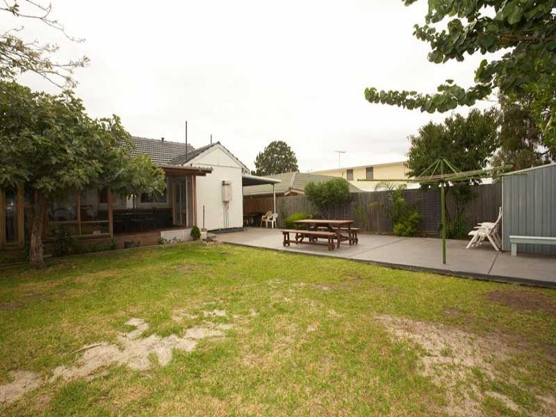 23 Queens Parade, Fawkner VIC 3060
