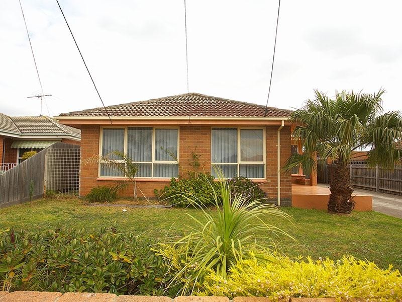 15 Somerlayton Crescent, Fawkner VIC 3060