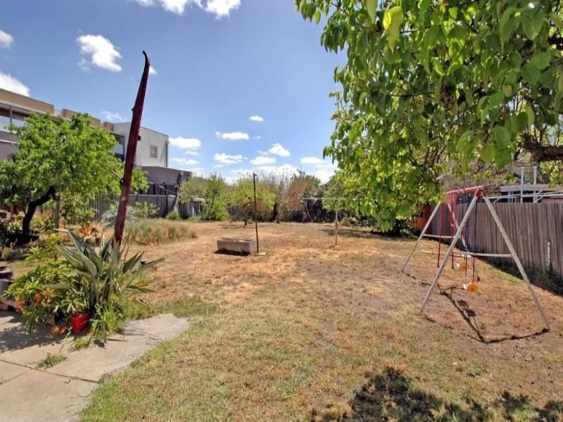 2 Cumming Street, Brunswick West VIC 3055