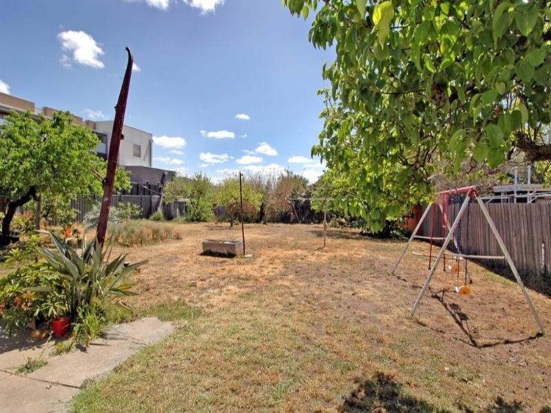 2 Cumming Street, Brunswick West VIC 3055