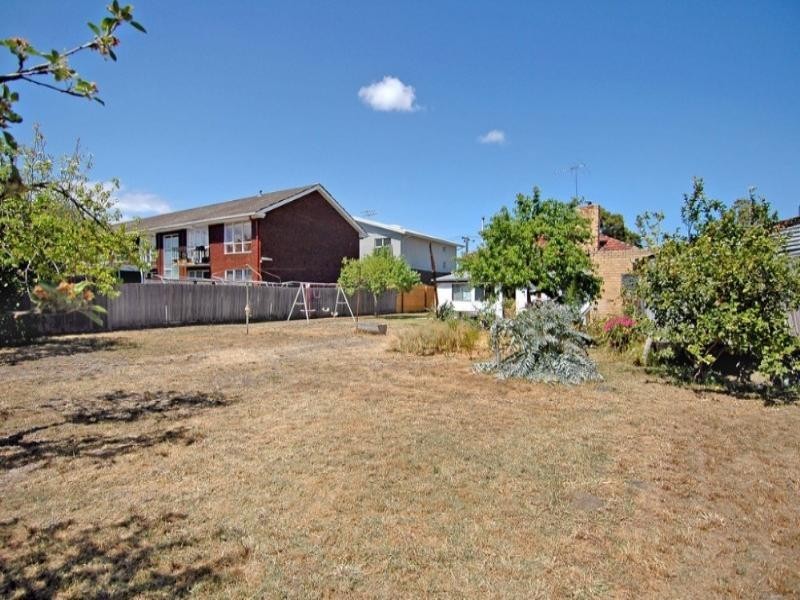 2 Cumming Street, Brunswick West VIC 3055