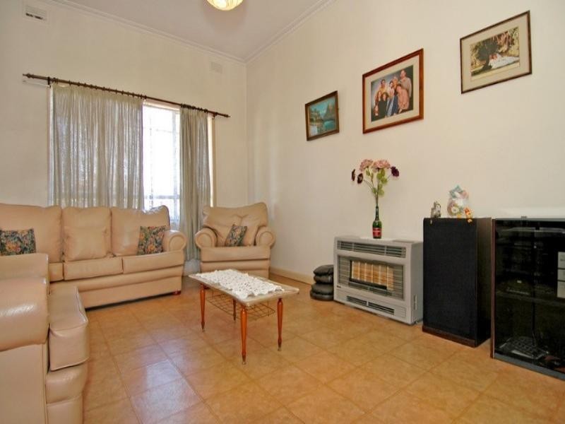 2 Cumming Street, Brunswick West VIC 3055