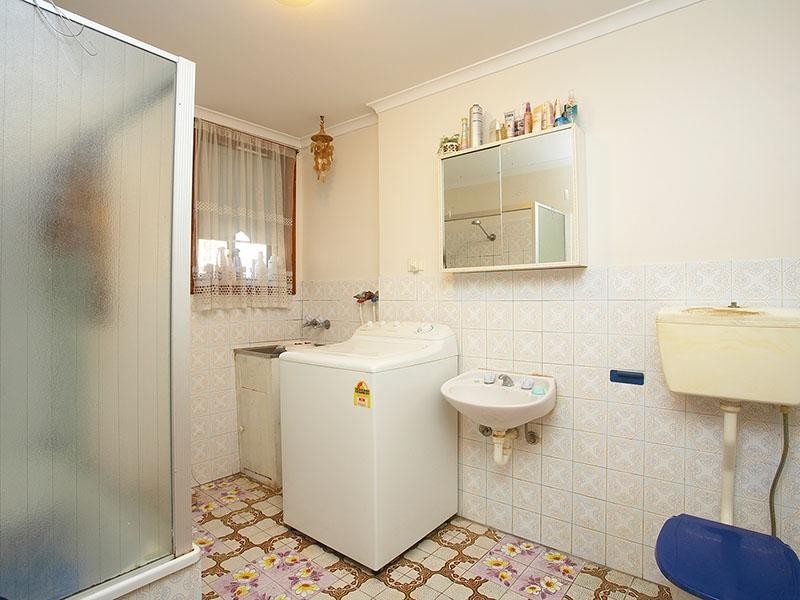 2/58 Shamrock Street, Brunswick VIC 3056