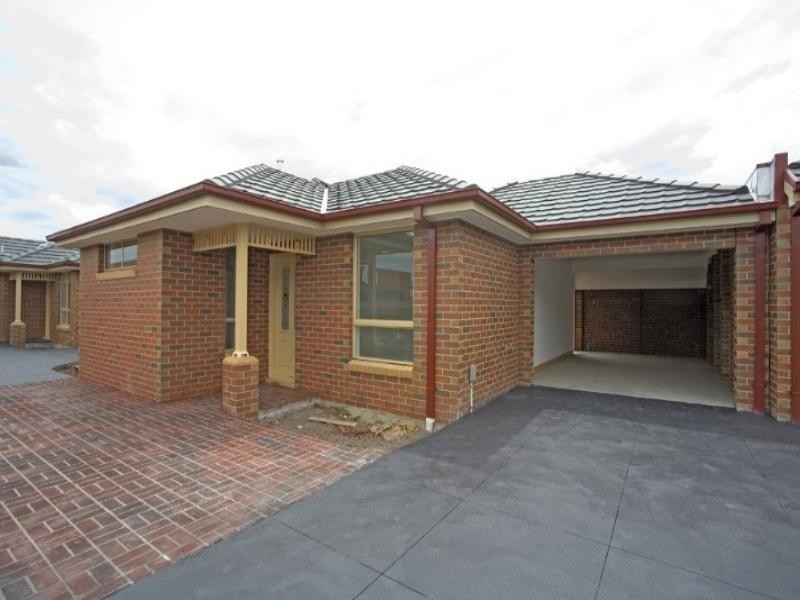 2/31 Tucker Street, Fawkner VIC 3060