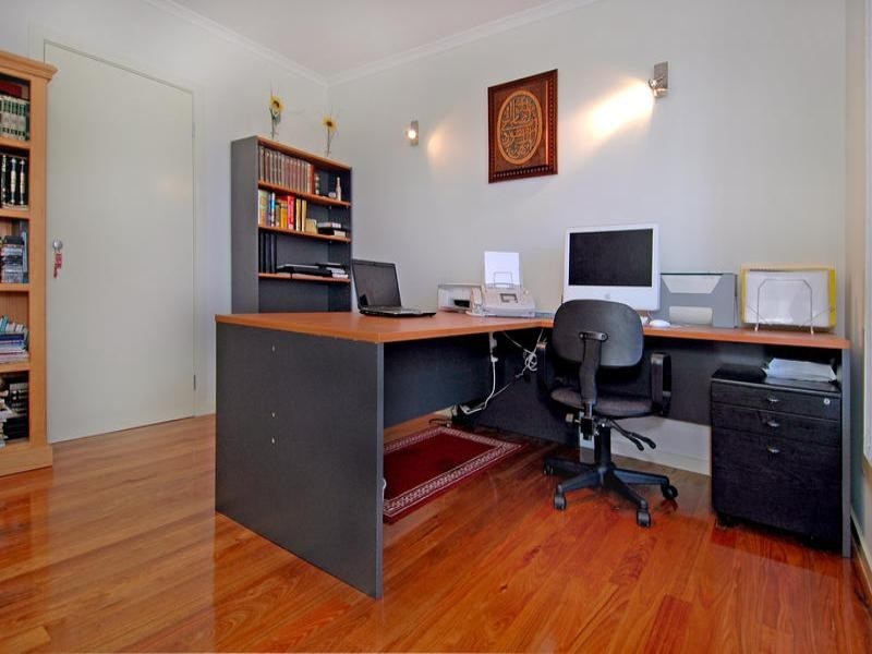 11 Imaroo Street, Fawkner VIC 3060