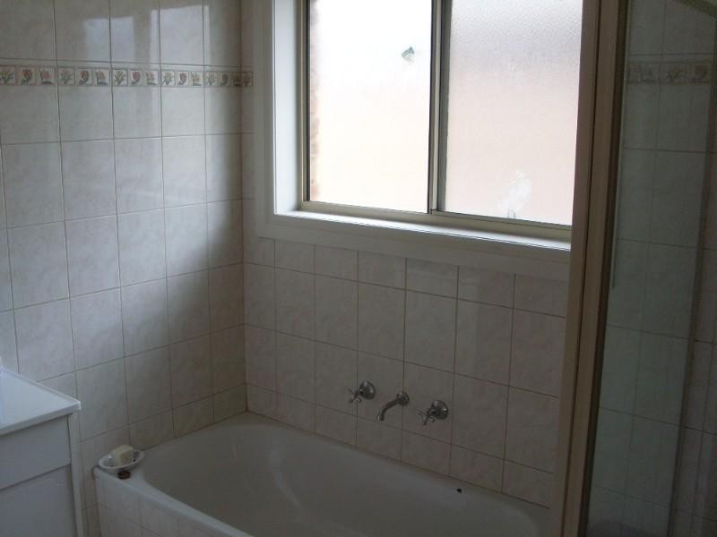 1/15 Lever Street, Coburg VIC 3058