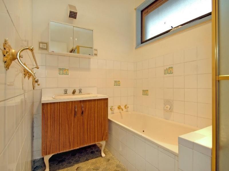 5/2 Griffiths Street, Reservoir VIC 3073