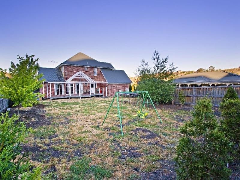 26 Hannah Pascoe Drive, Gowanbrae VIC 3043