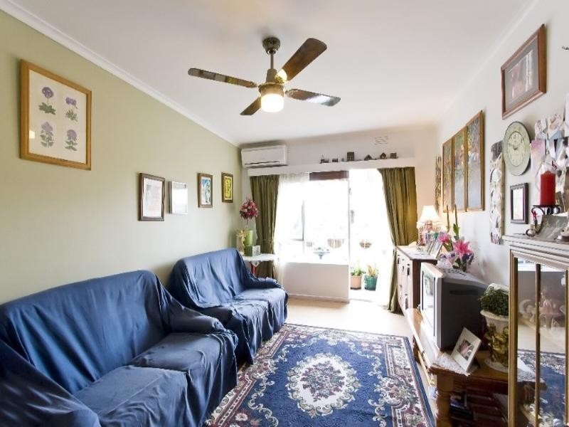 5/2 Passfield Street, Brunswick West VIC 3055