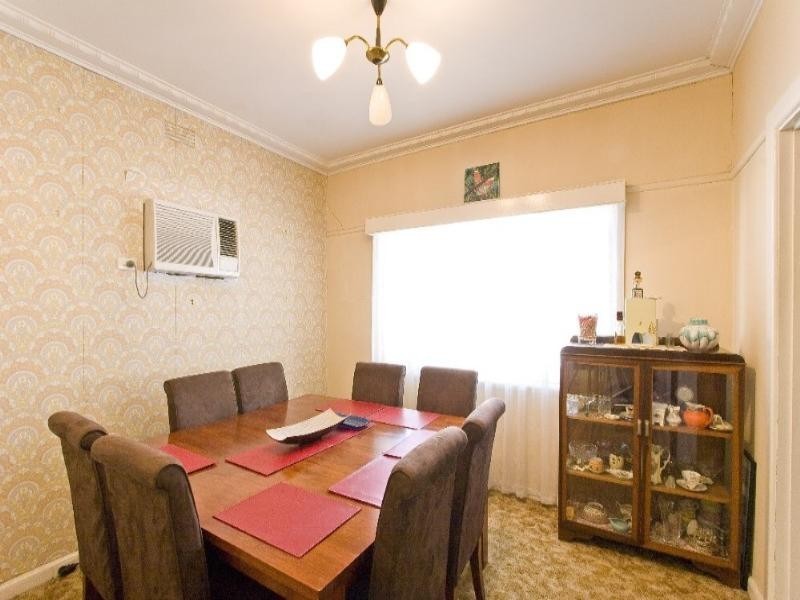 1 McMahons Road, Coburg VIC 3058