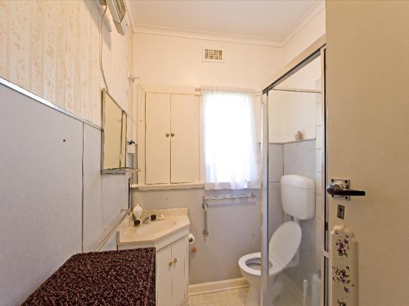 1 McMahons Road, Coburg VIC 3058