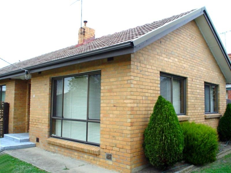 18 Lock Street, Fawkner VIC 3060