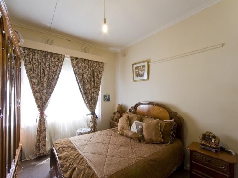 19 Marlborough Street, Fawkner VIC 3060